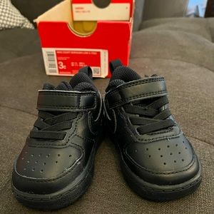 Black Infant/Toddler Nike Court Borough Low sneakers